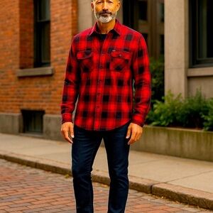 Surplus Men’s Long Sleeve Collared Shirt XL Red & Black Plaid 60% cotton